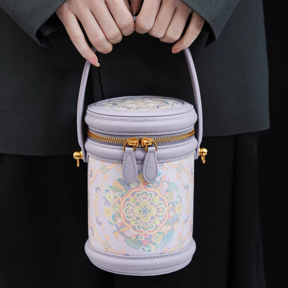 Fortune Bucket