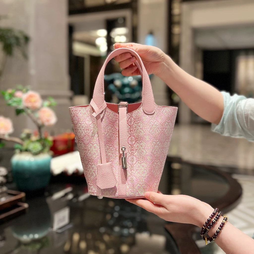 Traditional Chinese Folk Art Songzhi Water Bucket Bag for Women