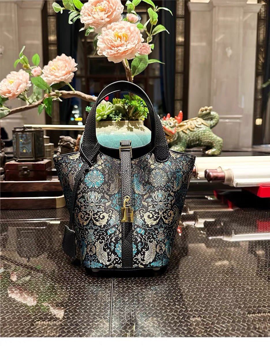 Traditional Chinese Folk Art Songzhi Water Bucket Bag for Women