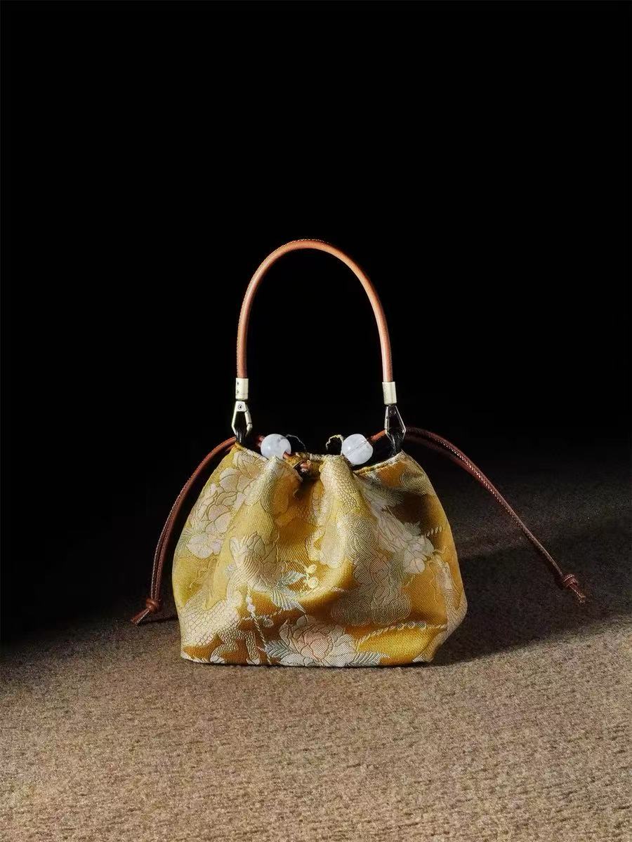 New Chinese-style crossbody bag