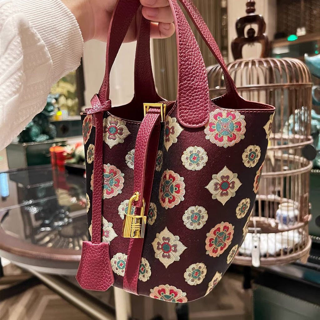 Traditional Chinese Folk Art Songzhi Water Bucket Bag for Women